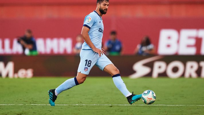 MALLORCA, SPAIN - SEPTEMBER 25: Felipe Monteiro of Atletico de Madrid plays the ball during the La Liga match between RCD Mallorca and Club Atletico de Madrid at Iberostar Estadi on September 25, 2019 in Mallorca, Spain. (Photo by Alex Caparros/Getty Images) MALLORCA, SPAIN - SEPTEMBER 25: Felipe Monteiro of Atletico de Madrid plays the ball during the La Liga match between RCD Mallorca and Club Atletico de Madrid at Iberostar Estadi on September 25, 2019 in Mallorca, Spain. (Photo by Alex Caparros/Getty Images)