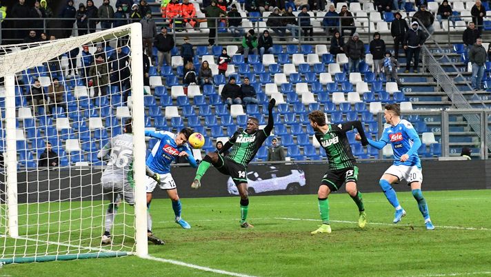 Sassuolo-Napoli, sfida da sempre ostica: l’anno scorso clamoroso 3-3. I precedenti - immagine 1