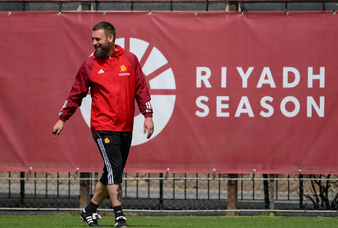Roma, l’allenamento a Trigoria alla viglia del Milan: c’è Mancini – FOTOGALLERY - immagine 4