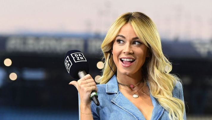 Diletta Leotta infiamma i fan alla Paris Fashion Week: il fisico è mozzafiato - immagine 1