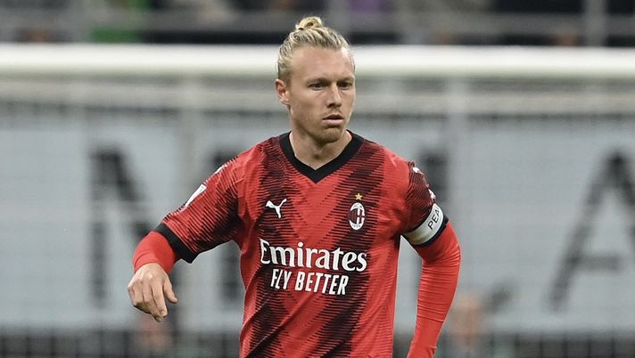 Simon Kjaer AC Milan Milan-Juventus 0-1 Serie A 2023-2024