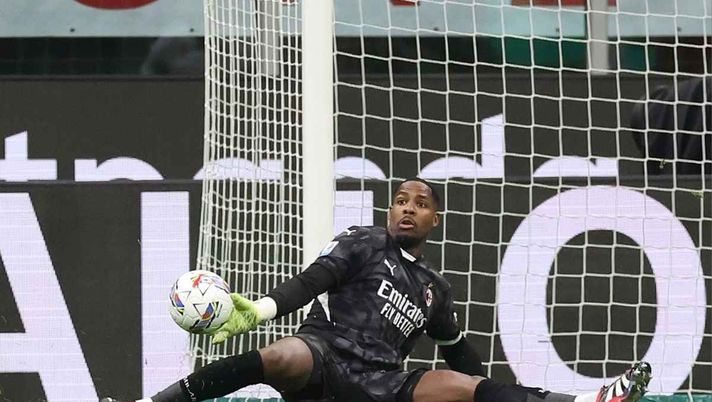 Mike Maignan AC Milan-Fiorentina 2-2 Serie A 2024-2025