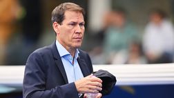 Futuro in bilico per Mazzarri, De Laurentiis valuta il ritorno di Garcia: i dettagli