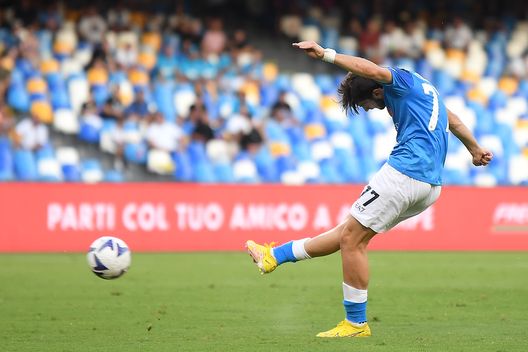 Khvicha Kvaratskhelia (Photo by Francesco Pecoraro/Getty Images) Cosa manca per battere la Juve? I tiri da fuori: il dato in negativo- immagine 2