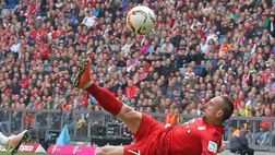Bundesliga 28/a giornata: il Bayern tiene a distanza il Dortmund. Il Moenchengladbach schianta l’Herta