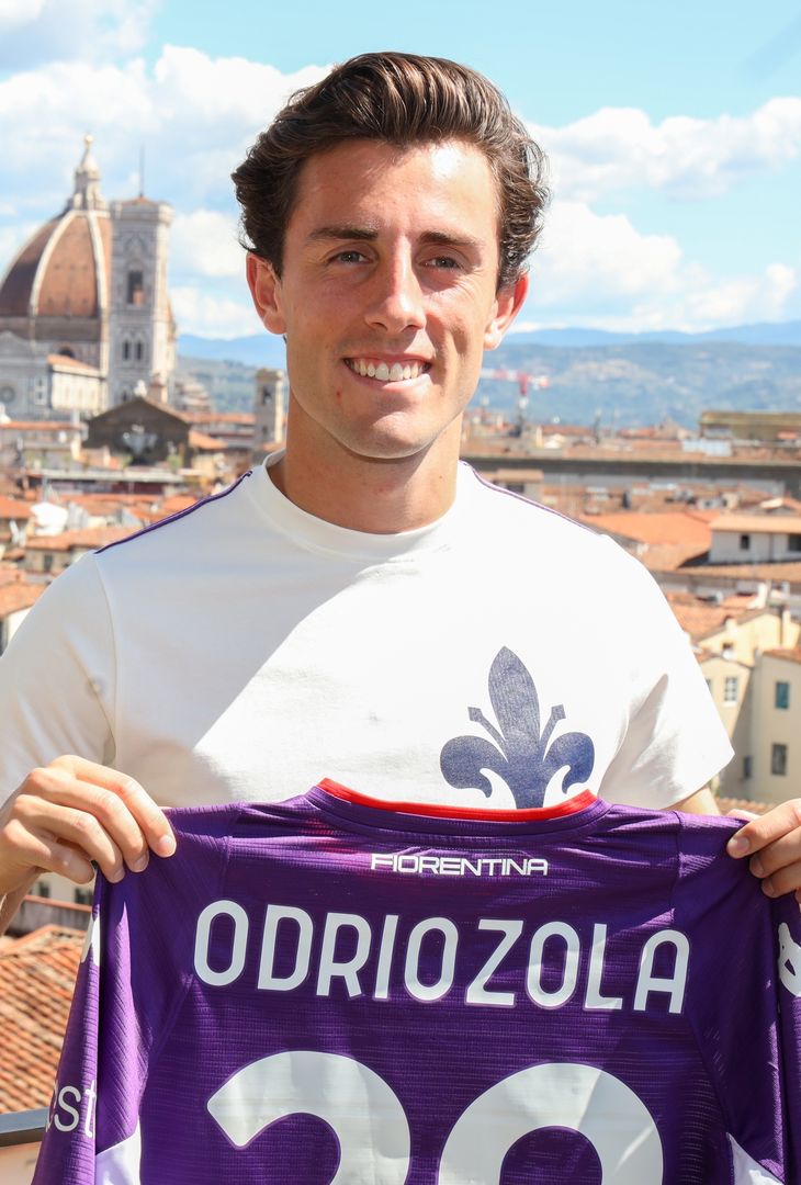  GERMOGLI PH 1 SETTEMBRE 2021 FIRENZE HOTEL EXCELSIOR PRESENTAZIONE DEL NUOVO GIOCATORE DELLA FIORENTINA ODRIOZOLA NELLA FOTO 