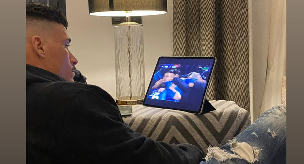 FOTO Callejon, Napoli ancora nel cuore: guarda il match con la Juve con sua moglie- immagine 2