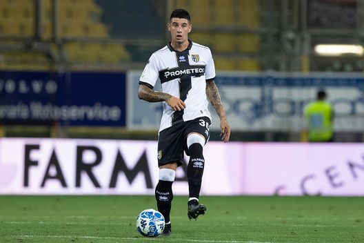 (Photo by Emmanuele Ciancaglini/Getty Images) Parma, Valenti: “I derby si giocano con un altro spirito”- immagine 2