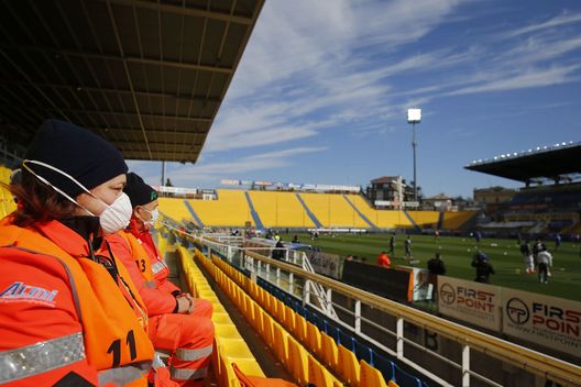 (Photo by Gabriele Maltinti/Getty Images) Torna il derby del lockdown: il Parma non batte la Spal da 37 anni- immagine 2
