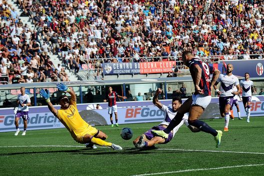 Photo by Mario Carlini / Iguana Press/Getty Images Bologna Fiorentina