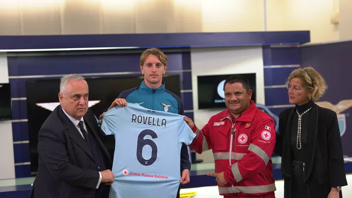 Lazio e Croce Rossa Italiana nuova maglia