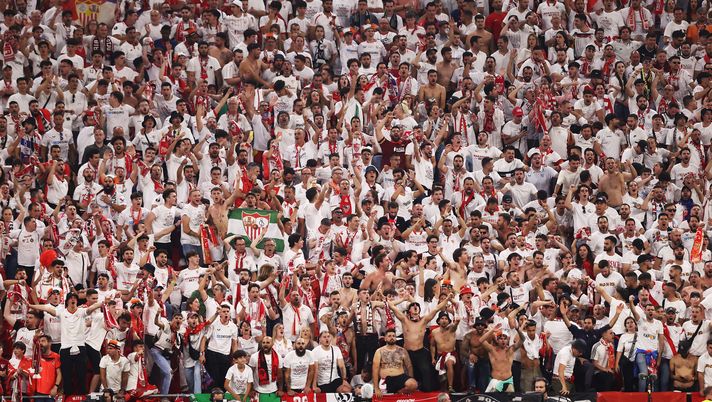 Tifoso Napoli presente alla sfida Siviglia-Roma: “Ecco perché ero a Budapest” - immagine 1