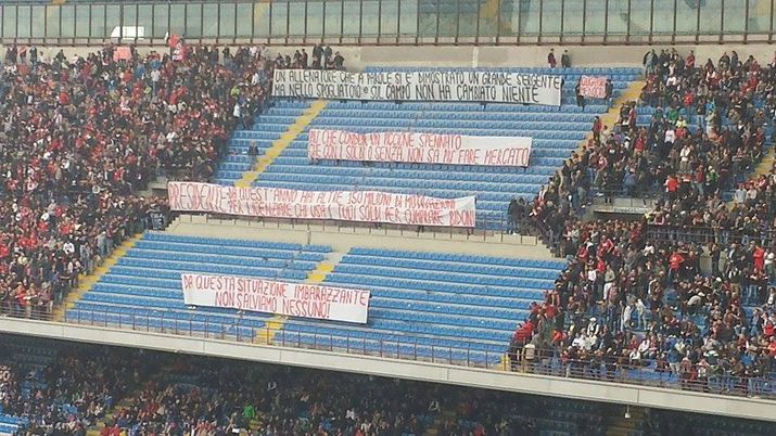 La Curva Sud contesta il Milan