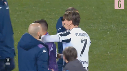 VIDEO Fiorentina-Juventus: Venuti distrutto per l’autogol, lo consola… Vlahovic