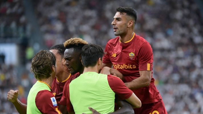 Roma, bicchiere mezzo pieno - immagine 1