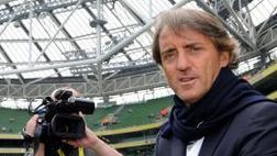 Mancini: “Tevez arriva giovedì. Sarà il nostro quarto attaccante”