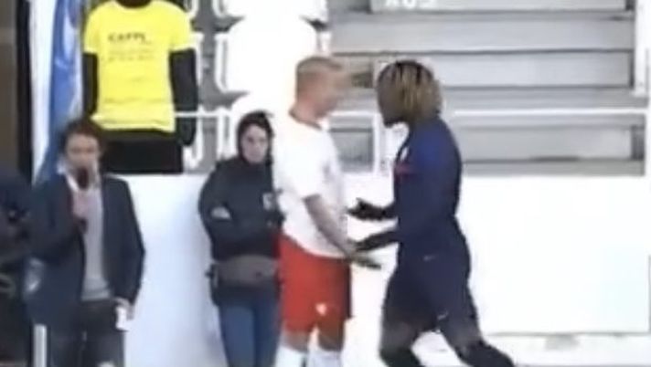 La Francia Under 18 perde la testa: 4 espulsioni contro la Polonia La Francia Under 18 perde la testa: 4 espulsioni contro la Polonia - immagine 1