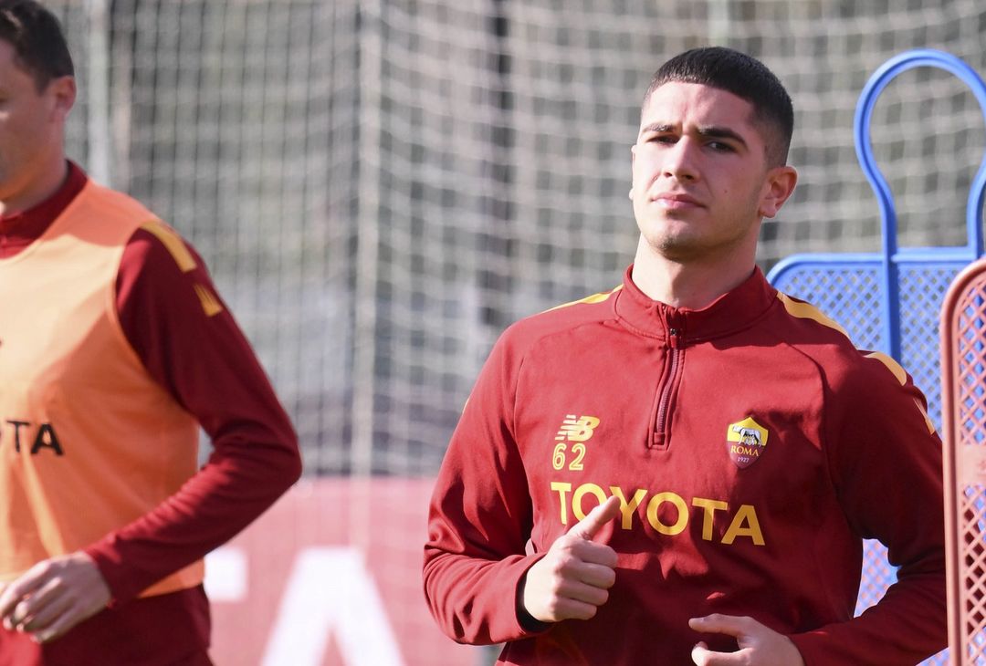 Roma, allenamento alla vigilia del match contro il Genoa – FOTO GALLERY - immagine 11