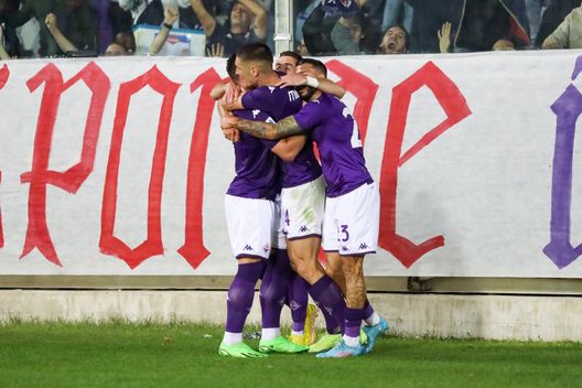 GERMOGLI PH: 22 OTTOBRE 2022 FIRENZE STADIO ARTEMIO FRANCHI SERIE A FIORENTINA VS INTER NELLA FOTO ESULTANZA JOVIC Arriva il Basaksehir: servirà l’impresa, la Fiorentina ha il dovere di provarci- immagine 2
