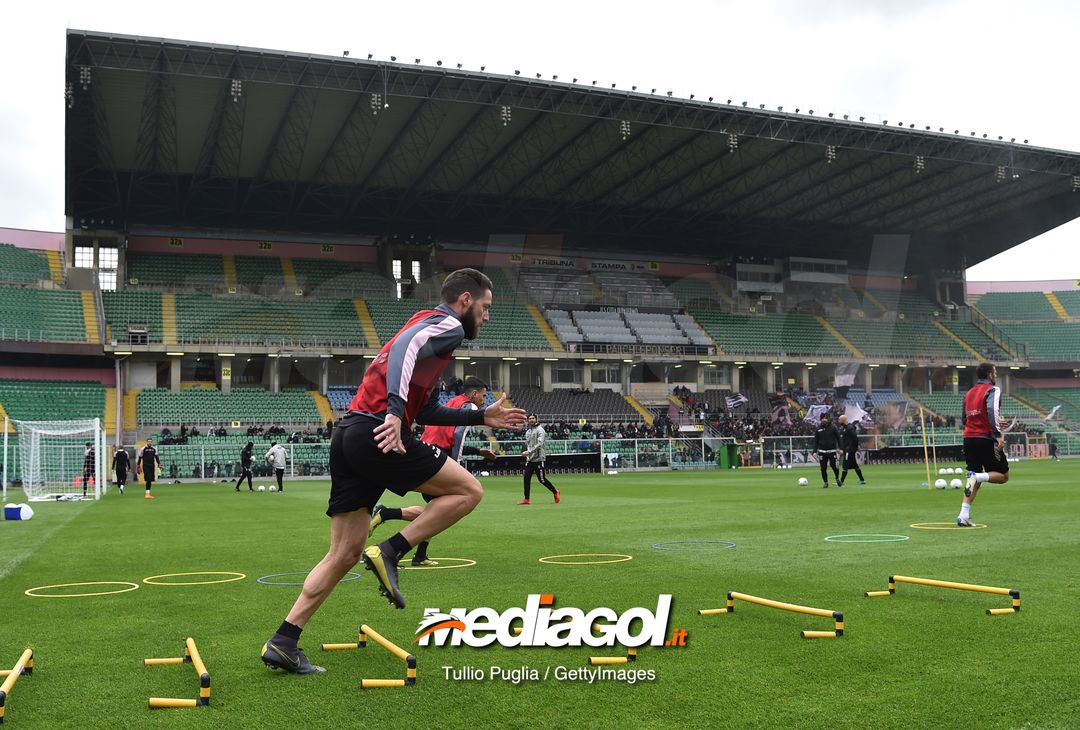  PALERMO, ITALY - MARCH 28: General view of a US Citta' di Palermo training session at Stadio Renzo Barbera on March 28, 2019 in Palermo, Italy. (Photo by Tullio M. Puglia/Getty Images) 