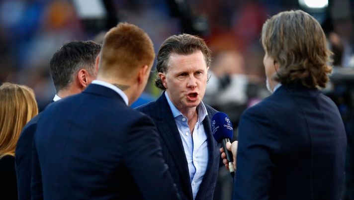 ROME, ITALY - MAY 02: Former Liverpool player and BT Sport pundit, Steve McManaman speaks during the UEFA Champions League Semi Final Second Leg match between A.S. Roma and Liverpool at Stadio Olimpico on May 2, 2018 in Rome, Italy. (Photo by Julian Finney/Getty Images) ROME, ITALY - MAY 02: Former Liverpool player and BT Sport pundit, Steve McManaman speaks during the UEFA Champions League Semi Final Second Leg match between A.S. Roma and Liverpool at Stadio Olimpico on May 2, 2018 in Rome, Italy. (Photo by Julian Finney/Getty Images)