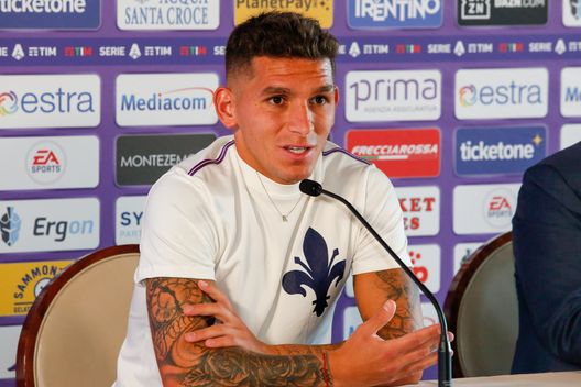  GERMOGLI PH: 2 SETTEMBRE 2021 FIRENZE HOTEL BAGLIONI PRESENTAZIONE GIOCATORE DELLA FIORENTINA LUCAS TORREIRA NELLA FOTO 