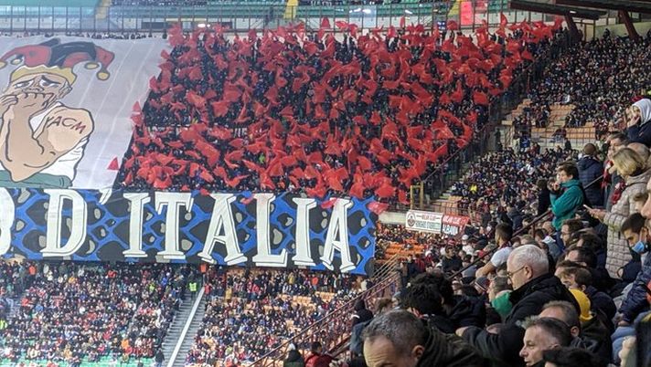 Frecciate stile Twitter: al derby anche la curva dell’Inter era rossonera… Frecciate stile Twitter: al derby anche la curva dell’Inter era rossonera… - immagine 1