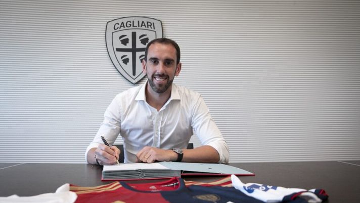 Godin al Cagliari, cosa cambia e cosa fare all’asta: tra prezzo, scambi e posto fisso Godin al Cagliari, cosa cambia e cosa fare all’asta: tra prezzo, scambi e posto fisso - immagine 1