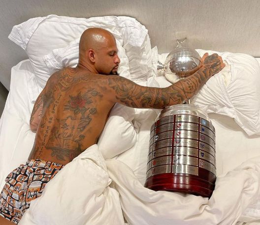 Felipe Melo (Instagram Felipe Melo) Felipe Melo (Instagram Felipe Melo)