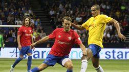 Arthur, parla Rivaldo: “Doveva restare al Barcellona. È simile a Xavi”