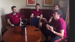 VIDEO / La nazionale del Portogallo si misura nella sfida dei passaggi di testa…a tavola