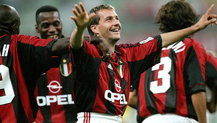 25 Sep 1999: Maurizio Ganz of Milan celebrates during the Serie A match between AC Milan and Bologna played at the San Siro, Milan, Italy. Tha game finished in a 4-0 victory for Milan. Mandatory Credit: Claudio Villa /Allsport 25 Sep 1999: Maurizio Ganz of Milan celebrates during the Serie A match between AC Milan and Bologna played at the San Siro, Milan, Italy. Tha game finished in a 4-0 victory for Milan. Mandatory Credit: Claudio Villa /Allsport