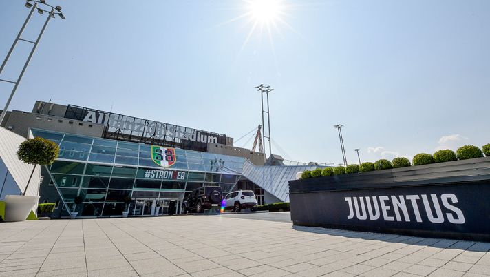 Juventus, la difesa del club: &#8220;Operato nel rispetto della legge e principi contabili&#8221;
