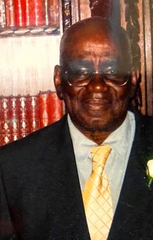 Il papà di Robbie Lyle, 93 anni, mai una volta allo stadio... 