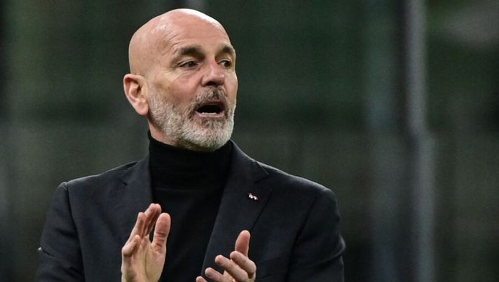 AC Milan's Italian coach Stefano Pioli cheers during the Italian Serie A football match AC Milan vs Napoli on March 14, 2021 at the San Siro stadium in Milan. (Photo by MIGUEL MEDINA / AFP) (Photo by MIGUEL MEDINA/AFP via Getty Images) Pioli: “Kjaer non è al 100%, inutile rischiarlo: puntiamo ad averlo per domenica” - immagine 1