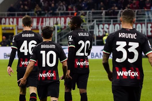 MILAN, ITALY - NOVEMBER 05: Matteo Gabbia, Brahim Diaz, Pierre Kalulu and Rade Krunic during the Serie A match between AC MIlan and Spezia Calcio at Stadio Giuseppe Meazza on November 05, 2022 in Milan, Italy. (Photo by Pier Marco Tacca/AC Milan via Getty Images) Milan-Fiorentina, l’11 rossonero. Pioli ritrova Theo e Giroud, ma quanti assenti- immagine 2