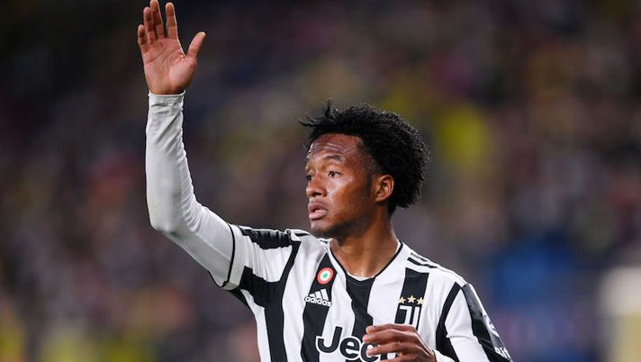 Juve, Allegri sorride: torna in gruppo Cuadrado. Novità anche per McKennie - immagine 1