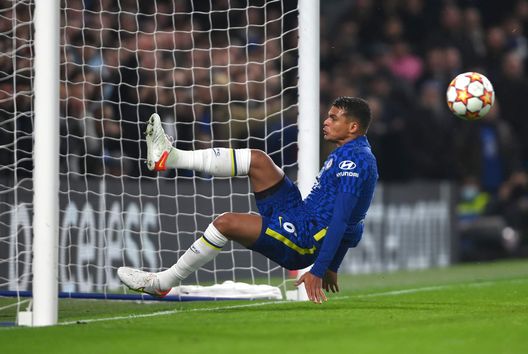 VIDEO Salvataggio monumentale di Thiago Silva: il centrale evita la rete della Juve- immagine 2