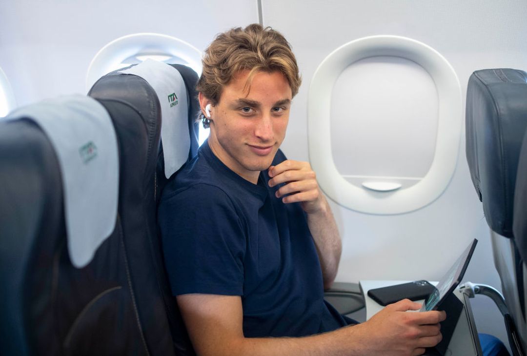 Il viaggio della Roma verso Milano per la sfida con l’Inter – FOTO GALLERY - immagine 16