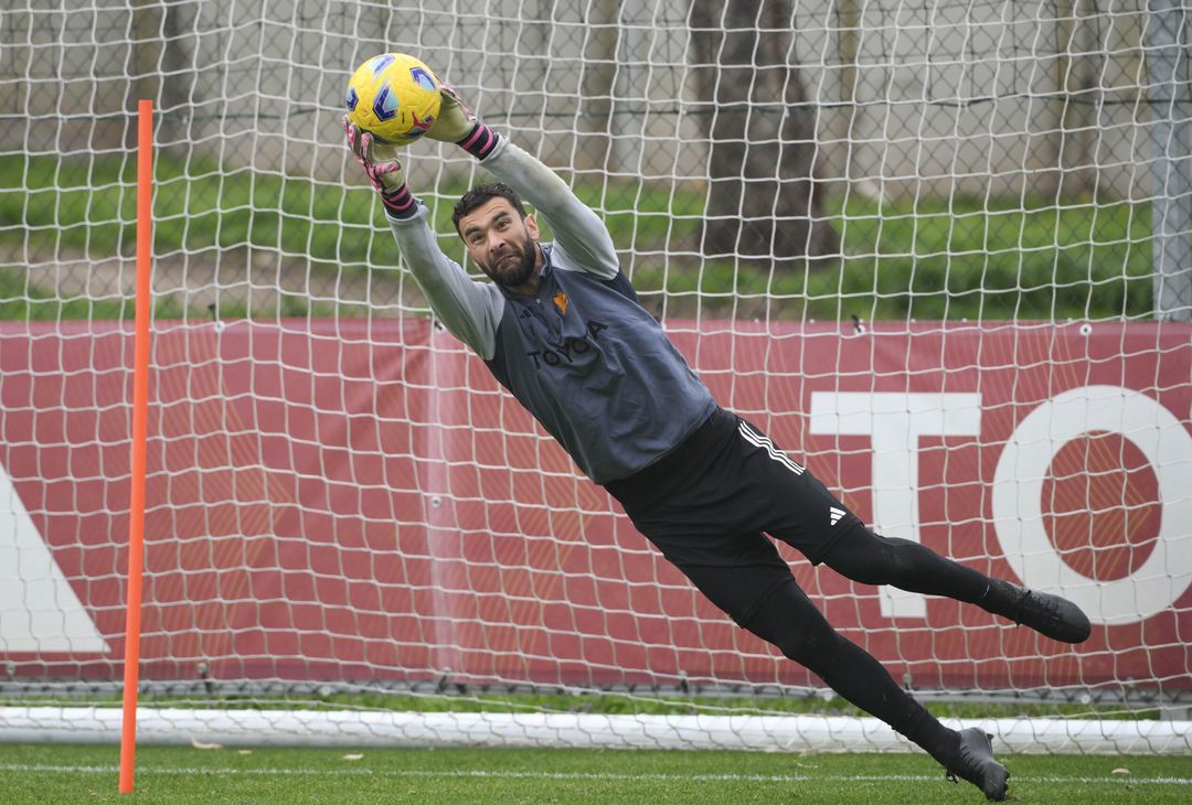 Il ritorno a Trigoria dopo il Feyenoord: scarico per chi ha giocato – FOTOGALLERY - immagine 3