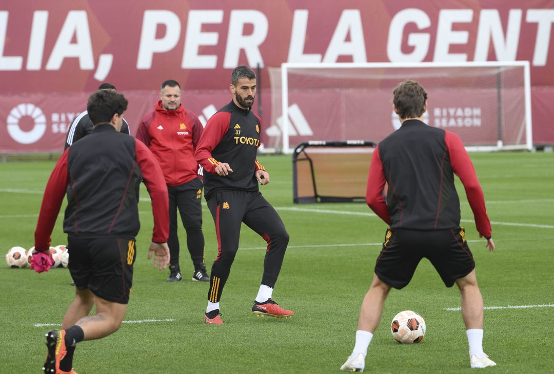 Trigoria, scarico per i titolari dopo la Fiorentina. Out Smalling- FOTOGALLERY - immagine 16