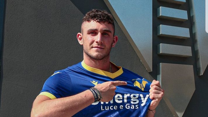 Foto Grigolini  Piccoli: “Verona per me è una grande occasione, voglio migliorarmi e fare molti gol” - immagine 1