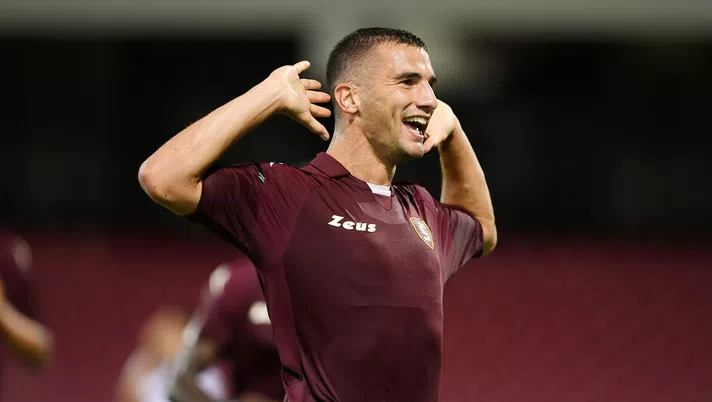 Calciomercato: Bonazzoli torna alla Salernitana, in chiusura Lucca al Bologna- immagine 2