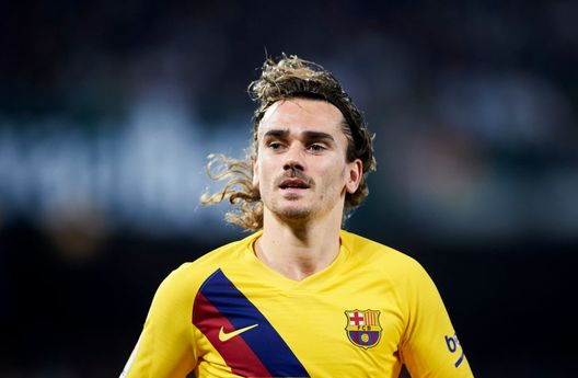 SEVILLE, SPAIN - FEBRUARY 09: Antoine Griezmann of FC Barcelona reacts during the Liga match between Real Betis Balompie and FC Barcelona at Estadio Benito Villamarin on February 09, 2020 in Seville, Spain. (Photo by Aitor Alcalde/Getty Images) SEVILLE, SPAIN - FEBRUARY 09: Antoine Griezmann of FC Barcelona reacts during the Liga match between Real Betis Balompie and FC Barcelona at Estadio Benito Villamarin on February 09, 2020 in Seville, Spain. (Photo by Aitor Alcalde/Getty Images)