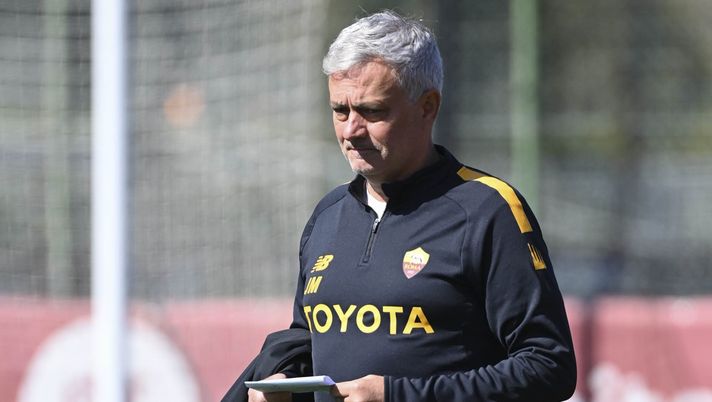 Mourinho: “Abbiamo già giocato senza centravanti. Vogliamo continuare in Europa League” - immagine 1