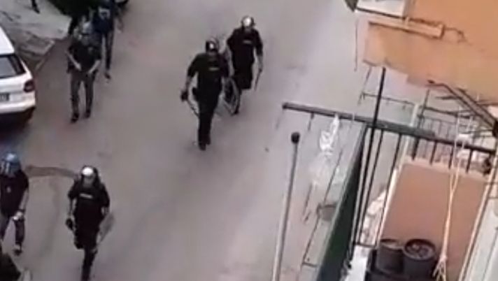 Derby di Agrigento e bottigliate contro la Polizia: i Daspo salgono a 5 daspo come piovesse ad agrigento