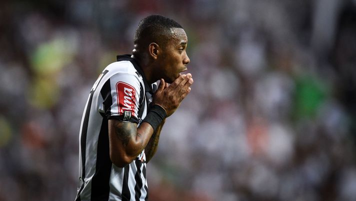 Robinho, violenza sessuale: la vittima rompe il silenzio! - immagine 1