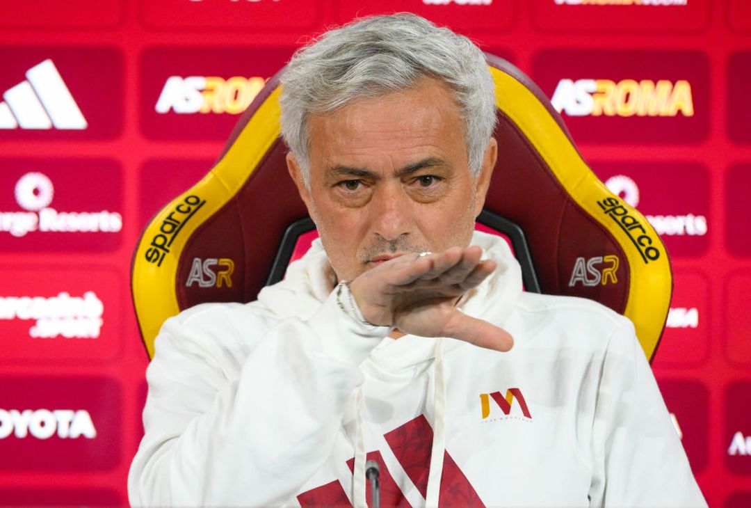 Trigoria, la conferenza stampa di Mourinho prima di Juventus-Roma – FOTO GALLERY- immagine 1