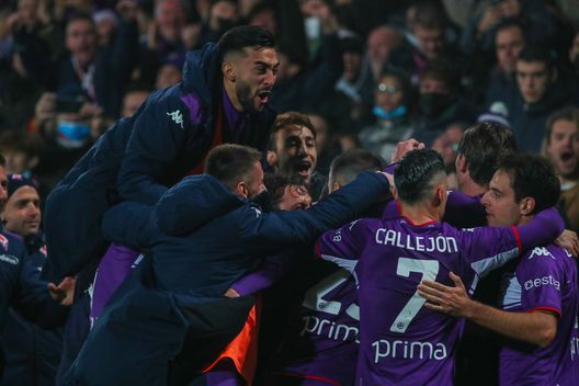 GERMOGLI PH 20 NOVEMBRE 2021 FIRENZE STADIO ARTEMIO FRANCHI CAMPIONATO DI CALCIO DI SERIE A FIORENTINA VS MILAN NELLA FOTO ESULTANZA GOL DUNCAN GERMOGLI PH 20 NOVEMBRE 2021 FIRENZE STADIO ARTEMIO FRANCHI CAMPIONATO DI CALCIO DI SERIE A FIORENTINA VS MILAN NELLA FOTO ESULTANZA GOL DUNCAN