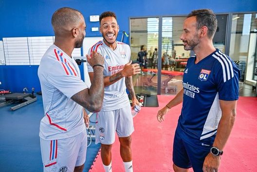 Lacazette e Tolisso “Mi manca molto il derby”: Lione, la mano tesa di Tolisso al Saint Etienne- immagine 2